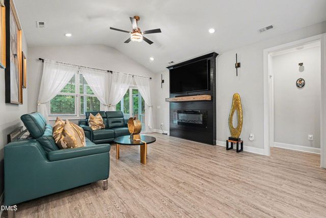 11 Korea Street, Franklinton, NC 27525