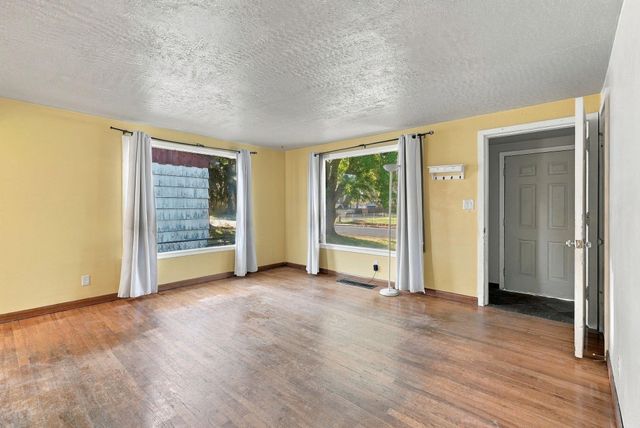 408 W Columbia Ave, Spokane, WA 99205