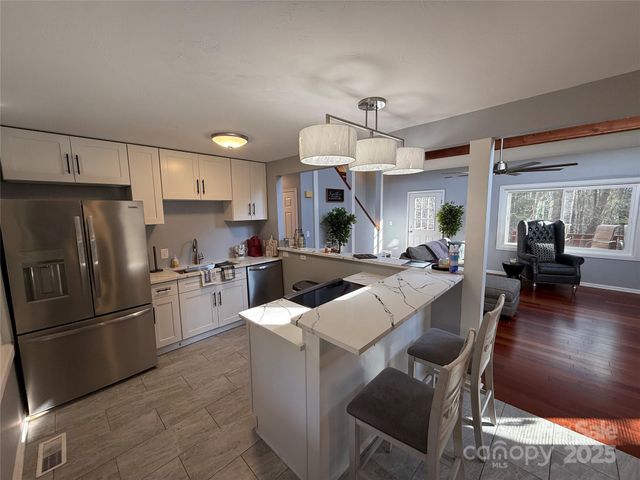 397 Shumont Estate, Lake Lure, NC 28746