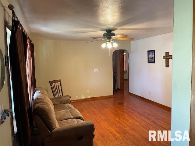 516 N MILTON Avenue, Springfield, IL 62702