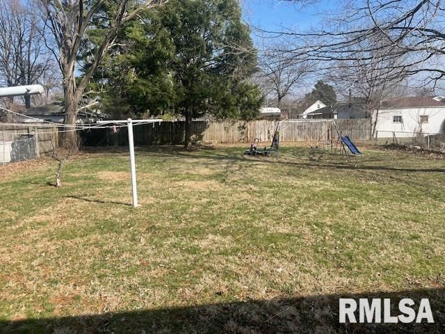 516 N MILTON Avenue, Springfield, IL 62702