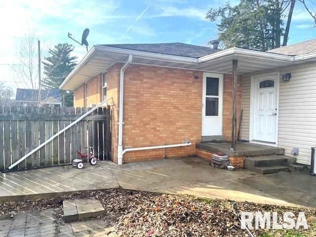 516 N MILTON Avenue, Springfield, IL 62702