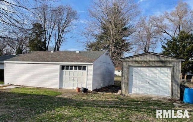 516 N MILTON Avenue, Springfield, IL 62702