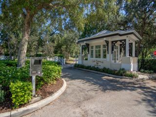 2225 Pine Valley Road SW, Vero Beach, FL 32962