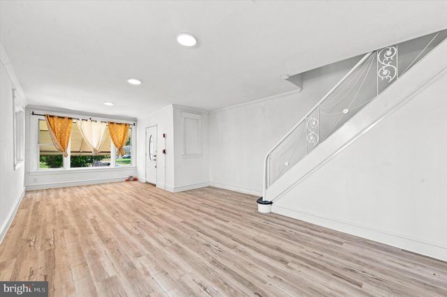 5262 E ROOSEVELT BLVD, Philadelphia, PA 19124