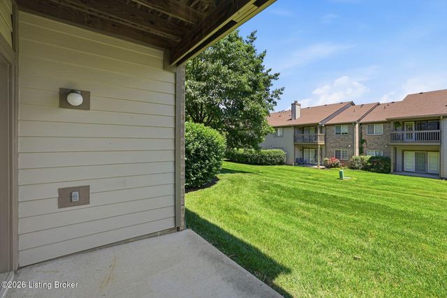 1209 Taxus Top Ln 104, Louisville, KY 40243