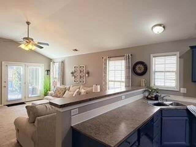 728 Rosslyns, Lexington, KY 40514