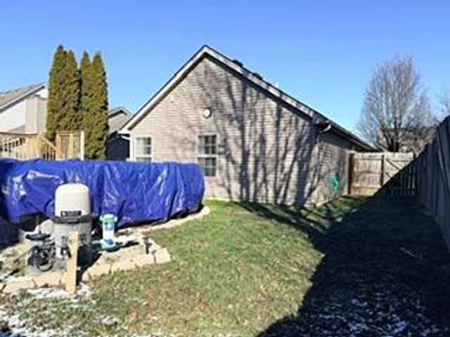 728 Rosslyns, Lexington, KY 40514