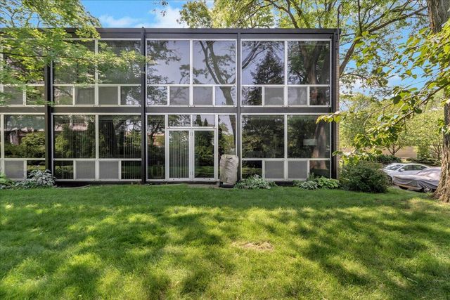 1333 Nicolet Place, Detroit, MI 48207