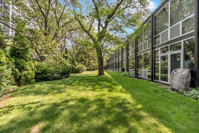 1333 Nicolet Place, Detroit, MI 48207