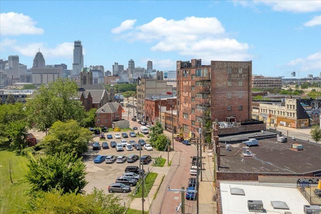 1333 Nicolet Place, Detroit, MI 48207