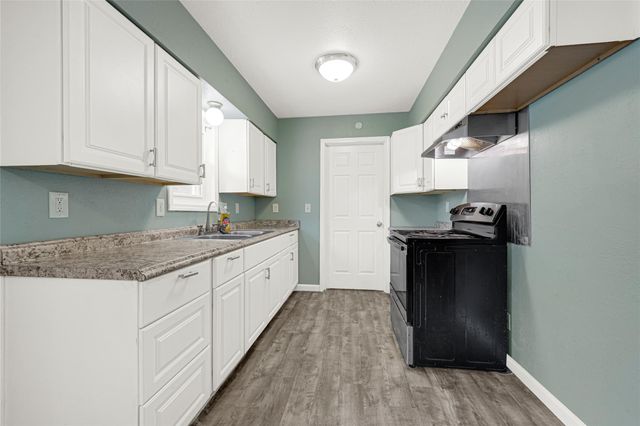 5714 Peacock Street, Houston, TX 77033