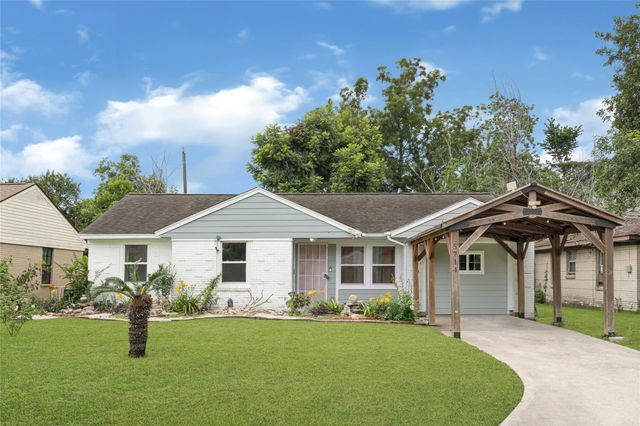 5714 Peacock Street, Houston, TX 77033