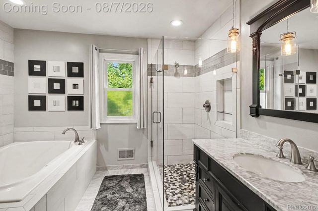 10358 Greenbrier, Brighton Township, MI 48114
