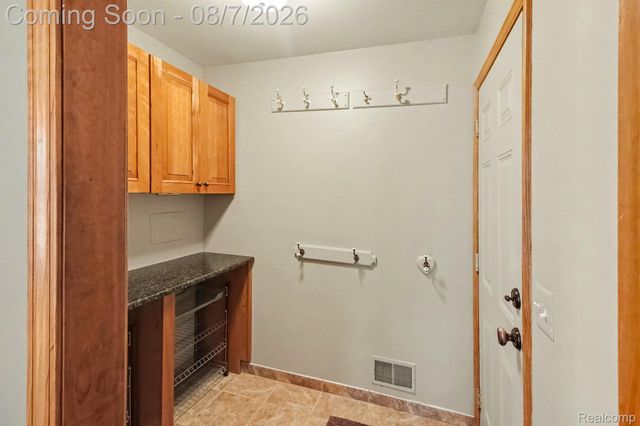10358 Greenbrier, Brighton Township, MI 48114