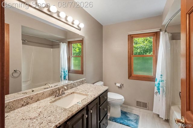 10358 Greenbrier, Brighton Township, MI 48114