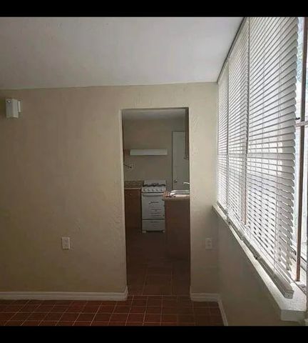 2490 NW 91st Street A,b,c, Miami, FL 33147