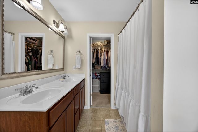 206 Favorite Court, West Columbia, SC 29170