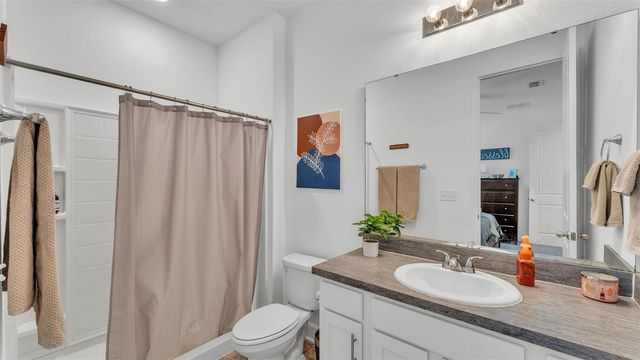 1725 HILL TOP DRIVE, Dundee, FL 33838