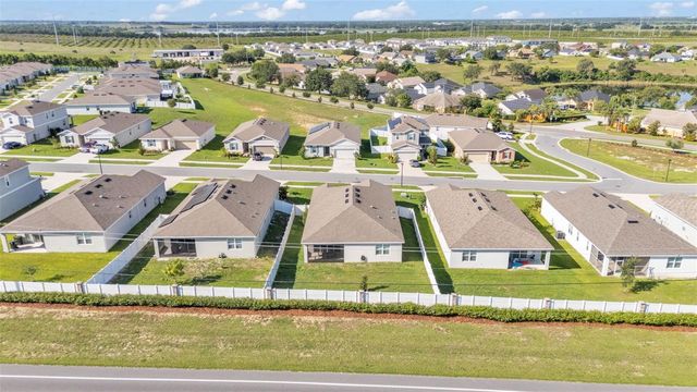 1725 HILL TOP DRIVE, Dundee, FL 33838