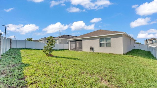 1725 HILL TOP DRIVE, Dundee, FL 33838