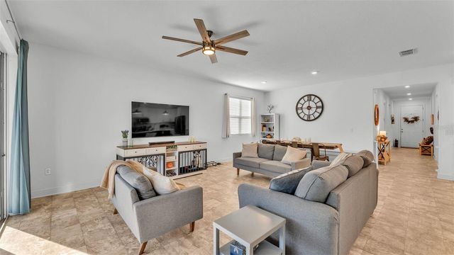 1725 HILL TOP DRIVE, Dundee, FL 33838