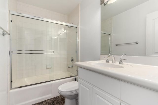 5104 N 32nd Street Unit 225, Phoenix, AZ 85018