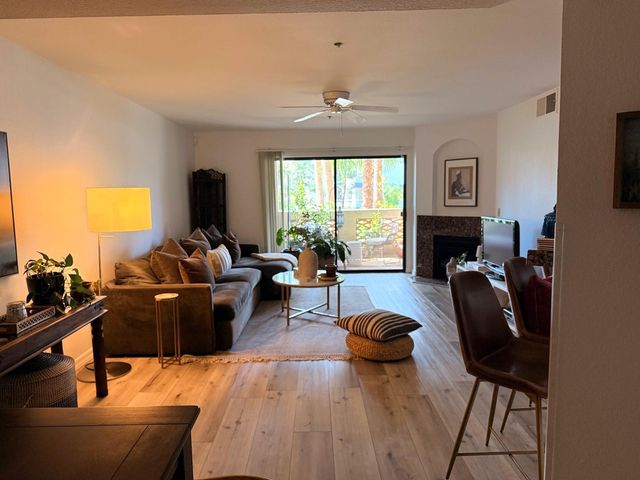 5104 N 32nd Street Unit 225, Phoenix, AZ 85018