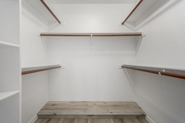 5104 N 32nd Street Unit 225, Phoenix, AZ 85018