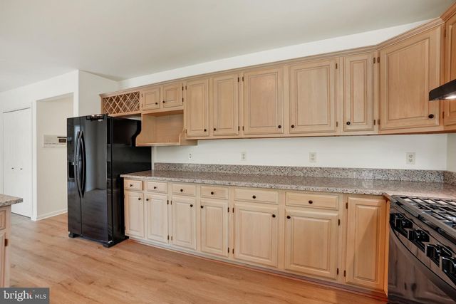 7 MATTHEWS CT, New Freedom, PA 17349
