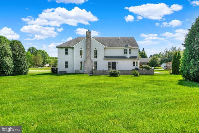 7 MATTHEWS CT, New Freedom, PA 17349