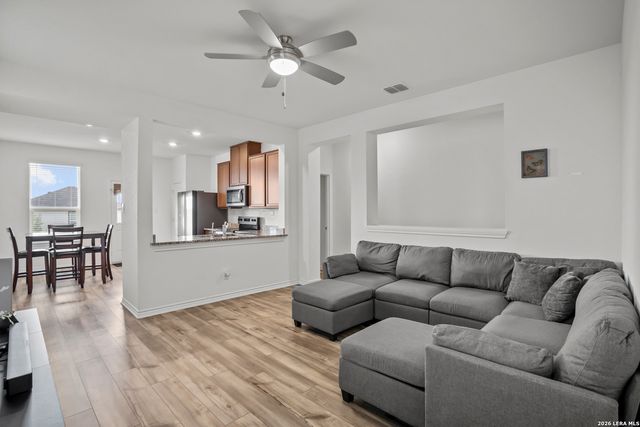 11806 Red Pheasant, San Antonio, TX 78245