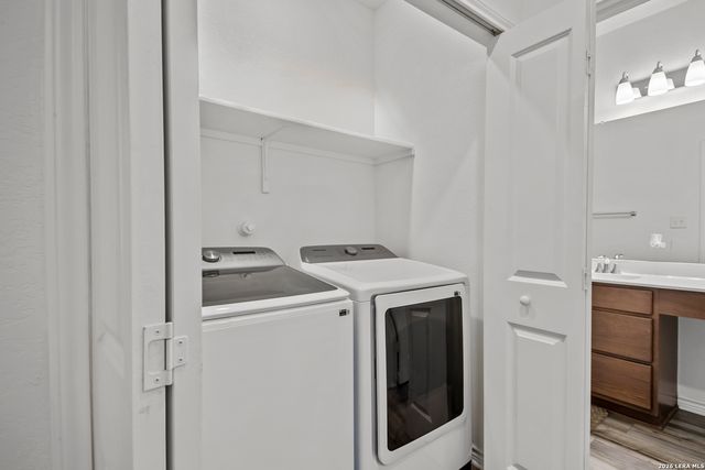 11806 Red Pheasant, San Antonio, TX 78245