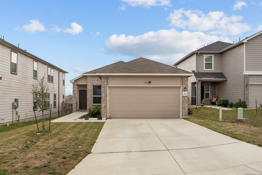 11806 Red Pheasant, San Antonio, TX 78245