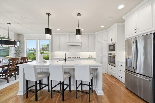 8117 Millridge Street, Lenexa, KS 66220