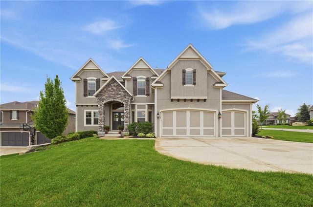 8117 Millridge Street, Lenexa, KS 66220