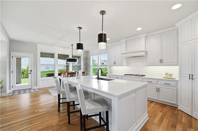 8117 Millridge Street, Lenexa, KS 66220