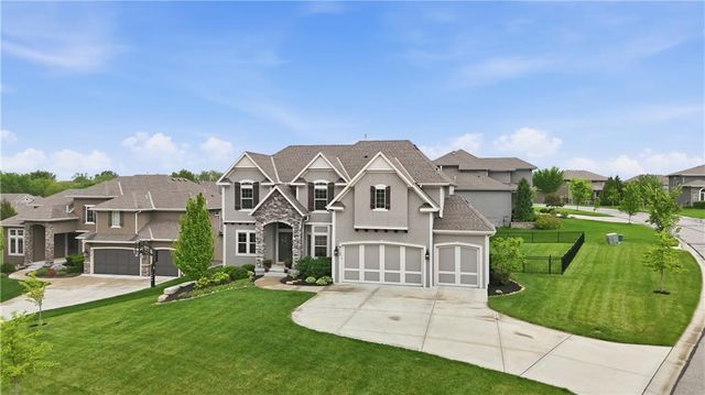 8117 Millridge Street, Lenexa, KS 66220