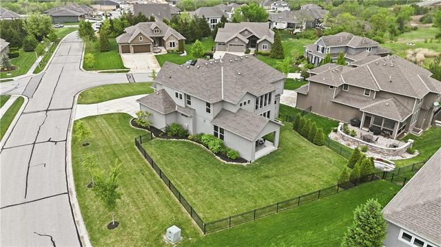 8117 Millridge Street, Lenexa, KS 66220