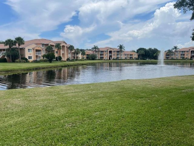 241 SW Palm Drive 106, Port St. Lucie, FL 34986