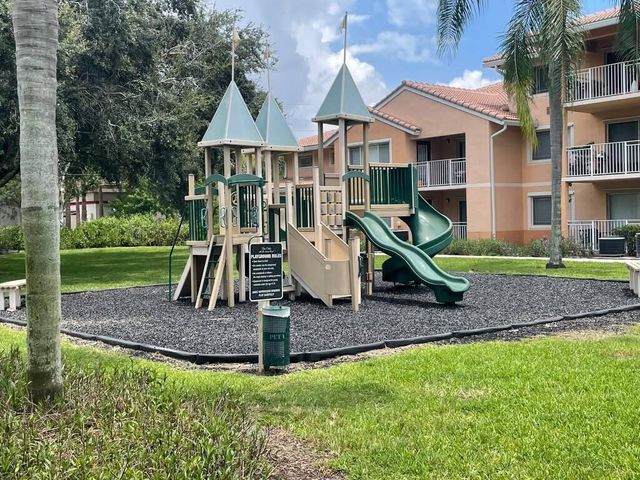 241 SW Palm Drive 106, Port St. Lucie, FL 34986