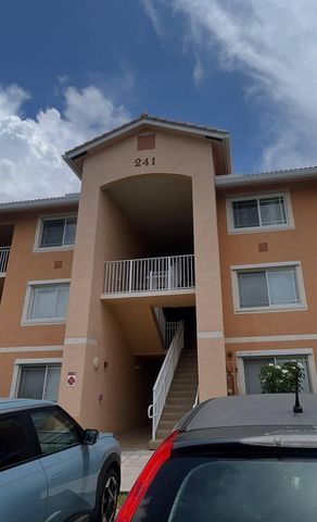 241 SW Palm Drive 106, Port St. Lucie, FL 34986