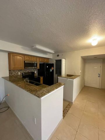 241 SW Palm Drive 106, Port St. Lucie, FL 34986