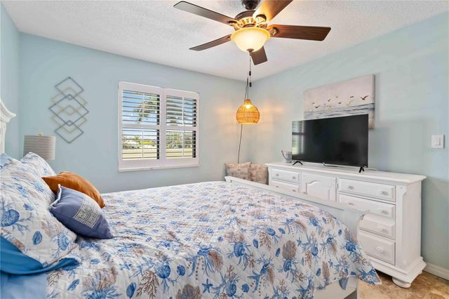 1500 PARK BEACH CIRCLE 2F, Punta Gorda, FL 33950