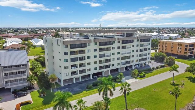 1500 PARK BEACH CIRCLE 2F, Punta Gorda, FL 33950