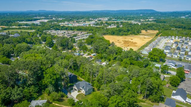 581 Benson Drive, Chattanooga, TN 37412