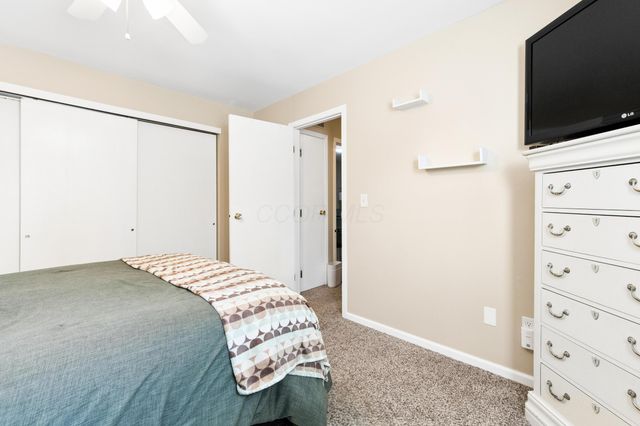 867 Pineway Drive, Columbus, OH 43085