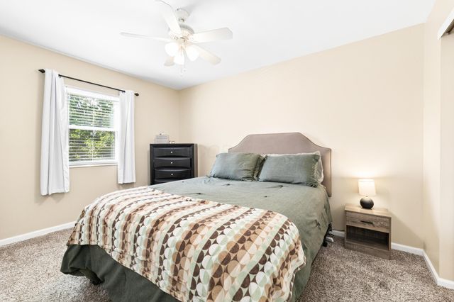 867 Pineway Drive, Columbus, OH 43085