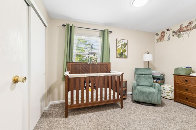 867 Pineway Drive, Columbus, OH 43085
