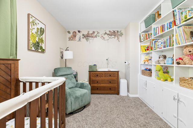 867 Pineway Drive, Columbus, OH 43085